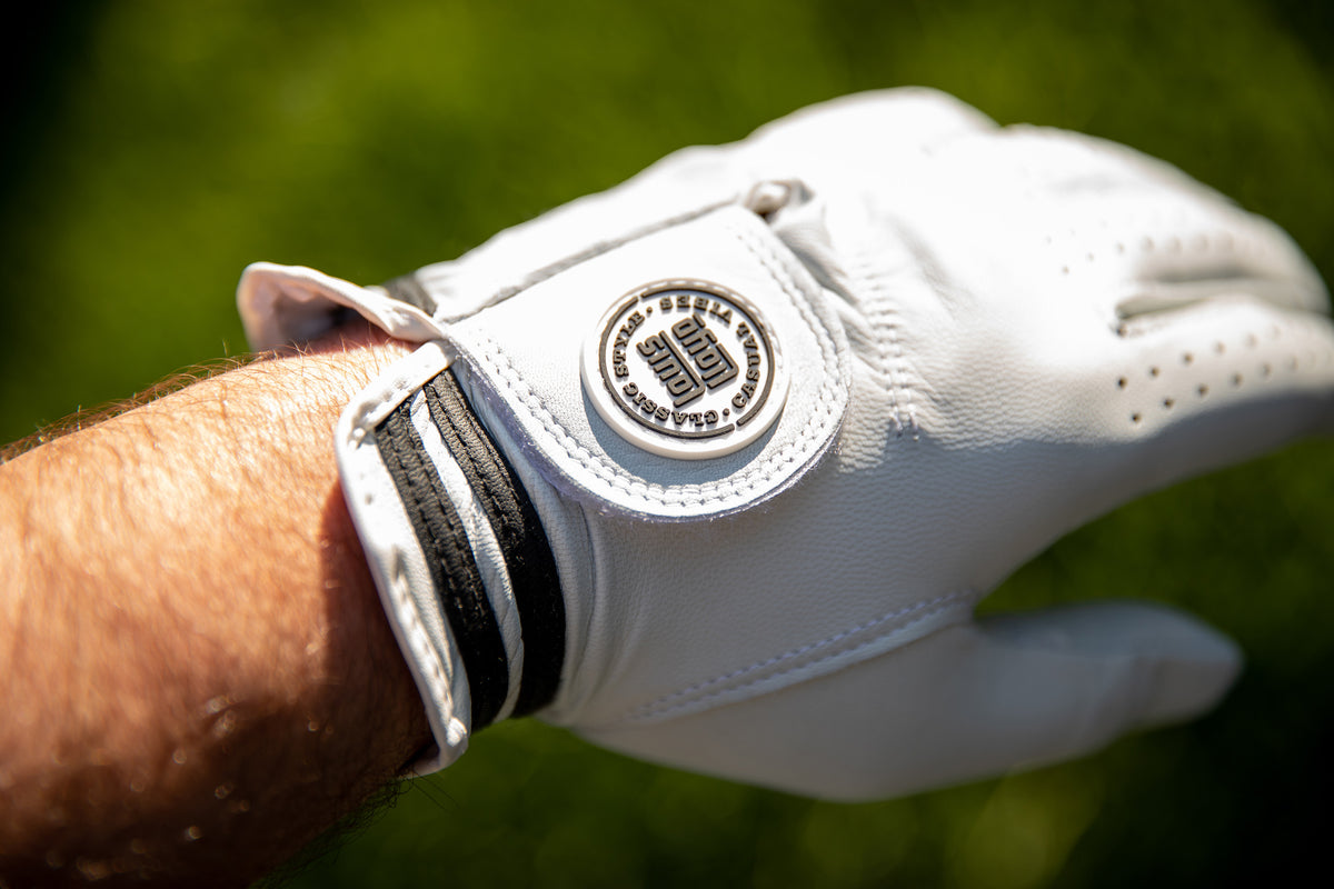 Golf Glove (Classic Style Badge)