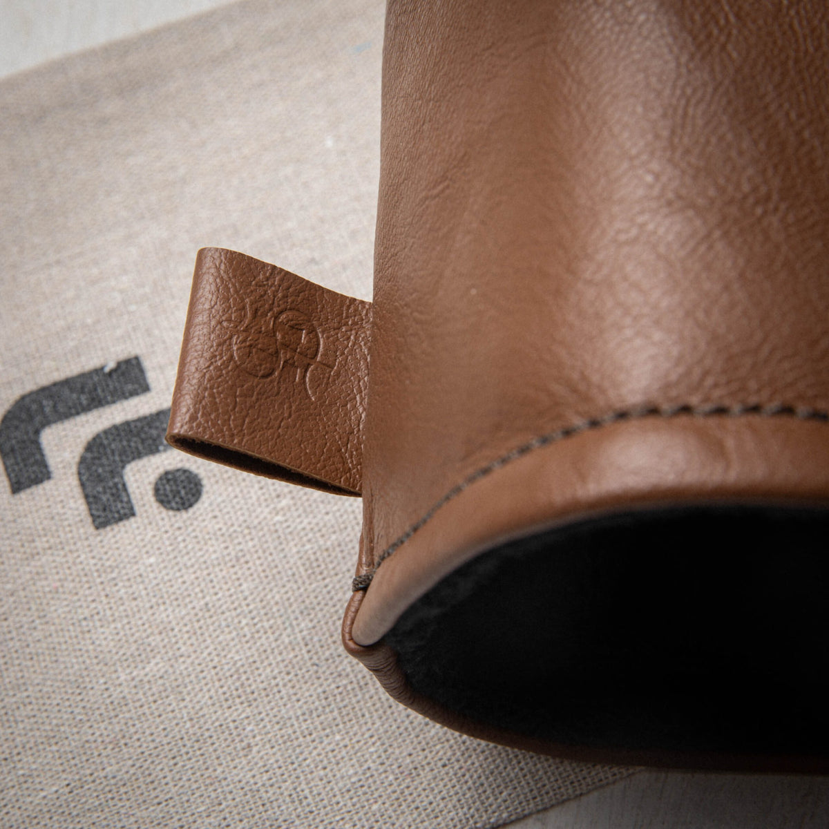 Brown White Oak Leather Driver Barrel Cover - Hide Series Batch 2024-1